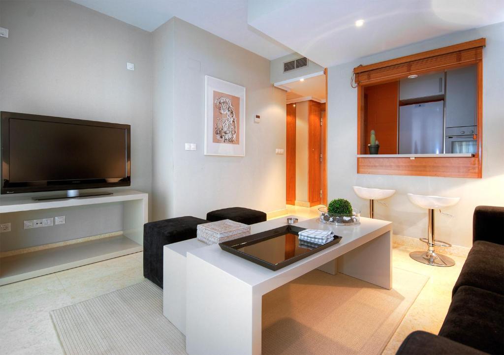 Apartamentos Fuencarral Luxury Madrid Eksteriør billede